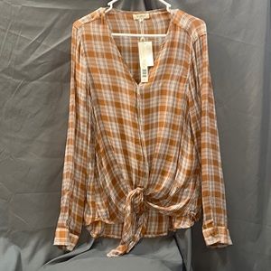 NWT Max Studio plaid draped long sleeve blouse with tie front